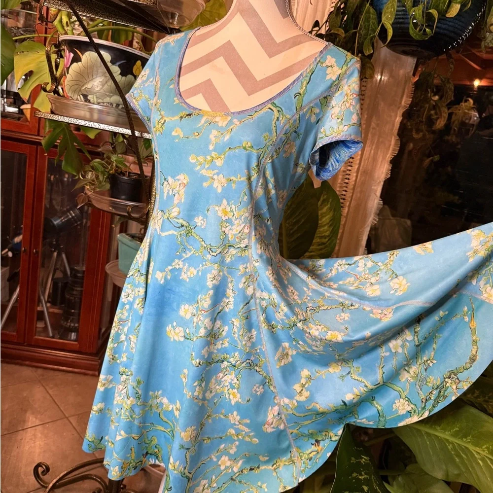 Blackmilk Van Gogh Starry Night vs. Almond Blossoms Inside-Out Dress - Picture 4 of 9